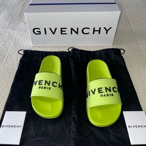 Givenchy Men's Sandals NIB Authentic in Sold Out Citrus Green US Size 6/ 39